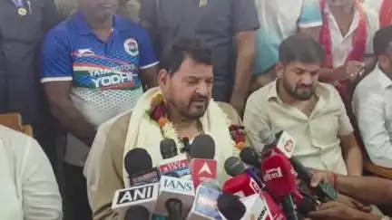 गोंडा: चंद्रशेखर आजाद रावण पर लगे आरोपों को लेकर पूर्व WFI चीफ बृजभूषण शरण सिंह ने कहा, रावण के खिलाफ मुकदमा लिखा जाएगा