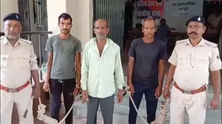 बरबीघा: बरबीघा पुलिस ने ज़मीन विवाद में पनयपुर गांव से 3 सगे भाइयों को किया गिरफ्तार, भेजा जेल