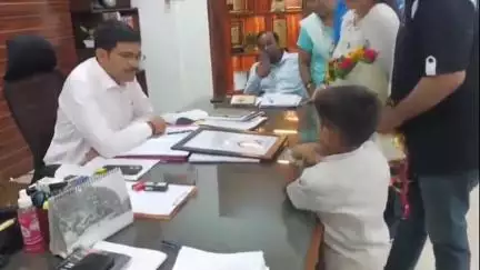 सहारनपुर: सहारनपुर के ब्रेन पावर जोन के छात्र ने इंटरनेशनल बुक ऑफ रिकॉर्ड में दर्ज कराया नाम, जिलाधिकारी ने किया सम्मानित