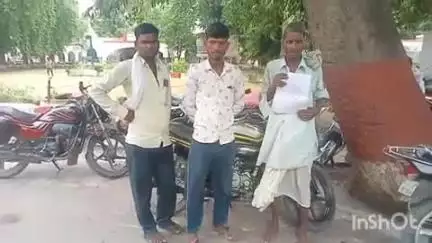 धौरहरा: हरिदेवपुरवा गांव के दबंगों ने पीड़ित के खेत की मेड तोड़कर किया अवैध कब्जा, पीड़ित ने पुलिस से की शिकायत