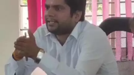 महू तहसील कार्यालय में आपदा प्रबंधन की बैठक आयोजित, पिकनिक स्पॉट की सुरक्षा पर हुए कई निर्णय