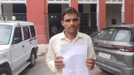 तिलहर: शिवदासपुर गांव के व्यक्ति ने तालाब से अवैध खनन करने का आरोप लगाया, डीएम से की शिकायत