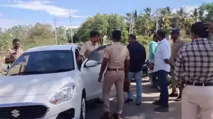 வேடசந்தூர்: வாங்கலாபுரத்தில் நூற்பாலை சூப்பர்வைசர் வீட்டின் பீரோவை உடைத்து 4 பவுன் தங்க காசு, ₹50 ஆயிரம் பணம் திருட்டு