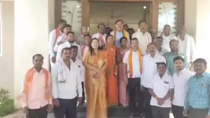 बसमत: शासकीय विश्रामगृह येथे भारतीय जनता पार्टीच्या वतिने महत्त्वपूर्ण बैठकीचे आयोजन करण्यात आले