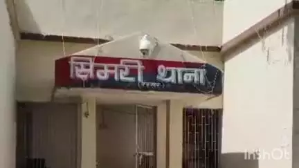 सिमरी: एकौना गांव में लावारिश ई-रिक्शा से देशी कट्टा बरामद, पुलिस जांच में जुटी
