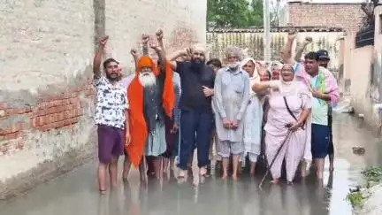 ਦਿੜਬਾ: ਦਿੜਬਾ ਵਾਰਡ ਨੰਬਰ 11 ਦੇ ਨਿਵਾਸੀ ਇੱਕ ਦਿਨ ਦੇ ਮੀਂਹ ਕਾਰਨ ਹੋਏ ਪਰੇਸ਼ਾਨ
#jansamasya