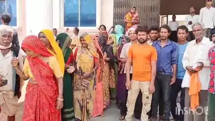 गुना नगर: विनायक खेड़ी ग्राम पंचायत में बिजली व पानी का संकट, 15 दिन से परेशान ग्रामीणों ने कलेक्टर को दिया ज्ञापन #jansamasya