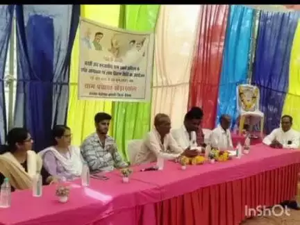 देवास नगर: ग्राम पंचायत खेडाखाल में 'धरती आबा जनजातीय ग्राम उत्कर्ष' अभियान के तहत शिविर का हुआ आयोजन, योजनाओं का दिया गया लाभ