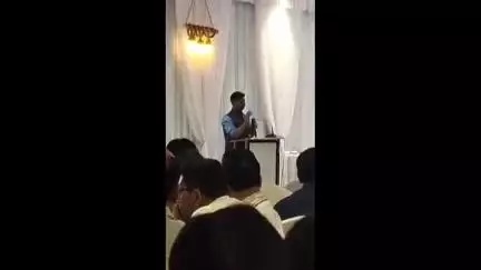 पटना ग्रामीण: विदाई समारोह में छलका पटना के तत्कालीन SSP अवकाश कुमार का दर्द, गाया गाना- मुसाफिर हूं यारो...
