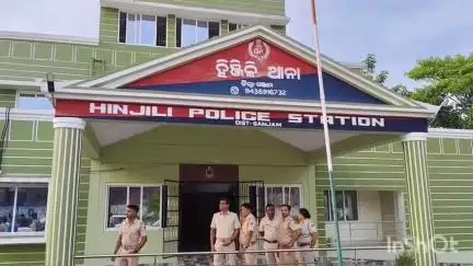 ହିଞ୍ଜିଳି: ହିଞ୍ଜିଳି ଥାନା ଠାରୁ ମାତ୍ର କିଛି ମିଟର ଦୂରରେ ଥିବା ଏକ ଘରୁ ଚୋରି, ନଗଦ ଟଙ୍କା ସହ ସୁନା ଅଳଙ୍କାର ଲୁଟିନେଲେ ଦୁର୍ବୃତ୍ତ