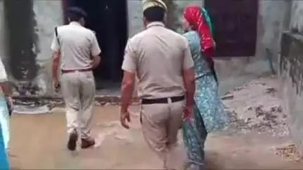 चरखी दादरी: गांव गुडाना, बौंद खुर्द और चरखी दादरी में पुलिस ने नशा तस्करों के ठिकानों पर दबिश दी, गहनता से जांच की