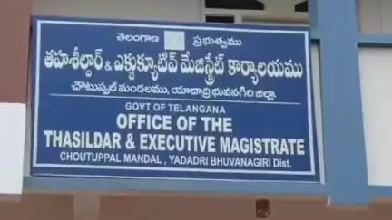 చౌటుప్పల్: ధరణి కంటే భూభారతి చట్టంలో భూ సమస్యలు త్వరితగతిన పరిష్కారం అవుతాయి: తహసిల్దార్ వీరబాయి