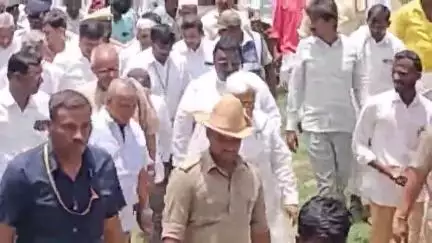 ಗಂಗಾವತಿ: ಹಿರೆಬೆಣಕಲ್ ಗ್ರಾಮದಲ್ಲಿನ ಮೊರೆರ ಬೆಟ್ಟದ ಶಿಲಾ ಘೋರಿಗಳ ಸ್ಥಳಕ್ಕೆ ಪ್ರವಾಸೋದ್ಯಮ ಸಚಿವ ಎಚ್ ಕೆ. ಪಾಟೀಲ ಭೇಟಿ