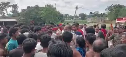 पूर्णिया पूर्व: मेहता चौक हरदा के समीप तेज रफ्तार पिकअप ने बाइक सवार को कुचला, घटनास्थल पर हुई मौत