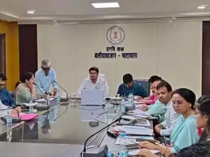 बलौदाबाज़ार: खनिज के अवैध उत्खनन और परिवहन पर प्रशासन सख्त, संयुक्त टीम द्वारा की जाएगी कड़ी कार्रवाई