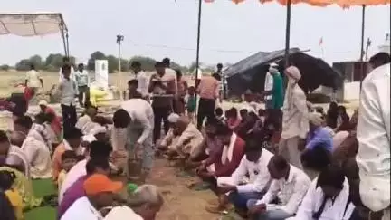 मौदहा: मौदहा विकासखंड क्षेत्र में सुख-शांति की कामना के साथ हुआ विशाल भंडारा, प्रतिवर्ष की भांति इस वर्ष भी हुआ आयोजन