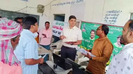 కామారెడ్డి: క్షేత్రస్థాయిలో పరిశీలించి భూ సమస్యలను పరిష్కరించాలి : జిల్లా కలెక్టర్ ఆశీష్ సాంగ్వాన్