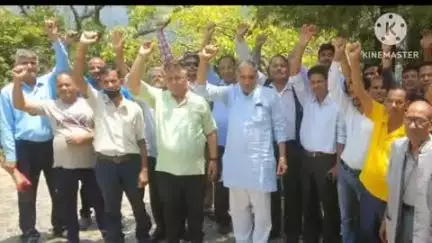 चौखुटिया: सरकारी सस्ता गल्ला विक्रेता संघ की बैठक PWD गेस्ट हाउस चौखुटिया में सम्पन्न हुई