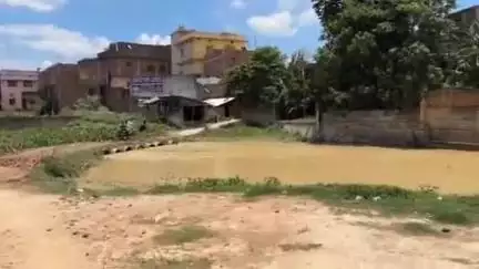 डुमरा: सीतामढ़ी: लखनदेई नदी में बाढ़ का पानी आने से जलस्तर बढ़ा