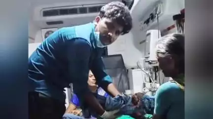 మంత్రాలయం: పెద్ద కడబూరు నుండి ఆదోని మార్గమధ్యంలో అంబులెన్స్ లోనే సురక్షిత ప్రసవం