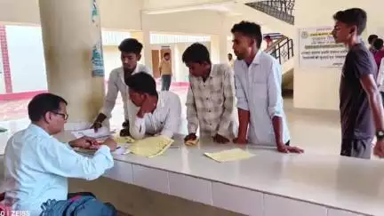 प्रतापपुर: प्रतापपुर प्रखंड कार्यालय में सुरक्षा जवान भर्ती कैंप का आयोजन हुआ