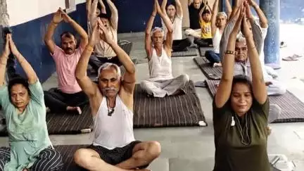 रायपुर: अंतर्राष्ट्रीय योग दिवस को लेकर रायपुर में चल रही तैयारियां, 21 जून को कई ग्राम पंचायतों में आयोजित होंगे योग शिविर