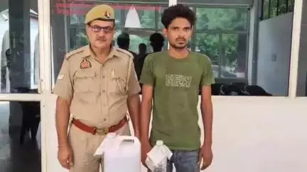 शामली: शामली पुलिस ने 2 युवकों को किया गिरफ्तार, कब्जे से 10 लीटर कच्ची शराब की बरामद