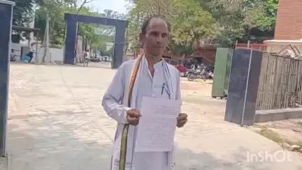 उरई: ग्राम दमरास के ग्राम प्रधान व साथियों पर विकास कार्यों के लाखों रुपए के गबन का आरोप, सीडीओ से की गई शिकायत