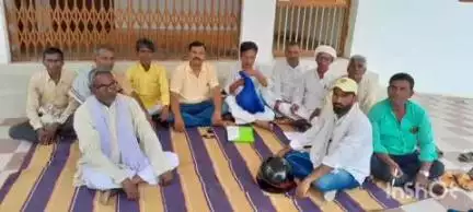 दाउदनगर: मौलाबाग स्थित टाउन हॉल प्रांगण में बहुजन समाज पार्टी की कार्यकर्ता बैठक में ओबरा विधानसभा स्तरीय कमेटी का गठन हुआ