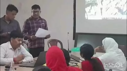 गढ़वा: गढ़वा शहरी क्षेत्र में बीएलओ को मतदान केंद्रों की मैपिंग व जियो-फेंसिंग का प्रशिक्षण मिला