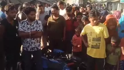 खजौली: खजौली भटचौरा सड़क पर ट्रक से बाइक की टक्कर, मौके पर ही दो साढ़ुओं की मौत
