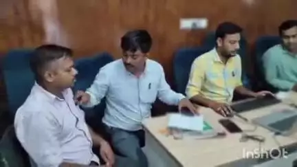 मोहिउद्दीननगर: मोहिउद्दीननगर प्रखंड मुख्यालय में पंचायत उपचुनाव के लिए दो नामांकन पत्र दाखिल