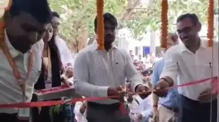 शेखपुरा: शेखपुरा जिला निबंधन कार्यालय परिसर में नवनिर्मित प्रतीक्षालय का उद्घाटन किया गया