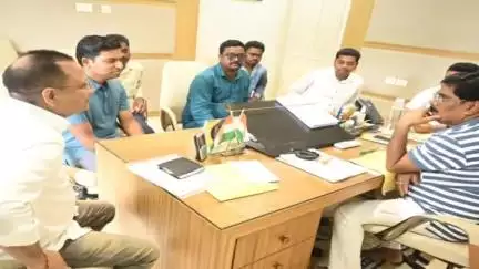 गोमिया: गोमिया विधायक ने सुनी आमजनों की समस्याएं, समाधान के लिए दिया आश्वासन