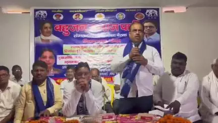 राजपुर: राजपुर प्रखंड मुख्यालय स्थित बुद्ध टाउन हॉल में बसपा की बैठक संगठन की मजबूती को लेकर हुई, राज्यसभा सांसद रहे उपस्थित