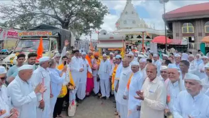खुलताबाद: ३७ वर्षांची परंपरा अखंडित ठेवत भद्रा मारोती दिंडीचे पंढरपूरकडे भक्तिभावाने प्रस्थान