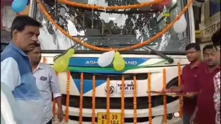 ডেবরা: টাবাগেড়্যা থেকে কলকাতা সরকারি বাসের পরিষেবার উদ্ধোধন করলেন ডেবরার বিধায়ক ডঃ হুমায়ুন কবীর