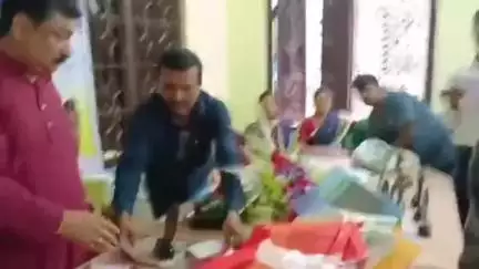 মেমারি ১: মাধ্যমিক-উচ্চমাধ্যমিক কৃতি ছাত্রছাত্রী সংবর্ধনা মেমারিতে