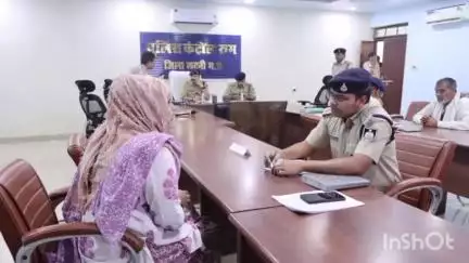 कटनी नगर: पुलिस अधीक्षक ने जनसुनवाई में शिकायतों की समीक्षा की, 50 आवेदनों पर हुई सुनवाई