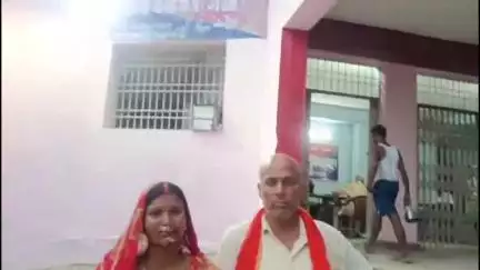 बेलागंज: बेलागंज पेट्रोल पंप के पास मोटरसाइकिल सवार अपराधियों ने महिला से 2 लाख नगद और आभूषण लूटे