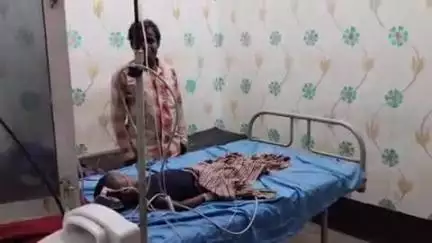चंदौली: जिला मुख्यालय स्थित दित्या हॉस्पिटल में बच्चे के पेट से निकला बालों का लगभग 400 ग्राम का गुच्छा, बाल खाने की थी आदत