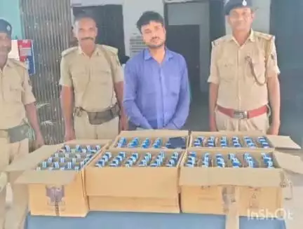 छौड़ाही: पताही गांव से ई-रिक्शा पर लदी 5 कार्टून अंग्रेजी शराब के साथ एक अभियुक्त गिरफ्तार, जेल भेजा गया