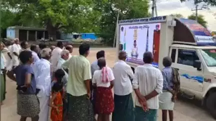 తాడిపత్రి: ఎల్లనూరు మండలంలో సైబర్ నేరాలపై అవగాహన కల్పించిన పోలీసులు, ఫ్రాడ్ కాల్స్ కు ఎవరు స్పందించకూడదని తెలిపిన పోలీసులు