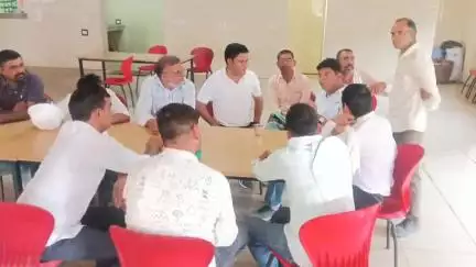 सूरतगढ़: थर्मल पावर प्लांट में श्रमिकों का शोषण, 12 से 24 घंटे काम, न ओवरटाइम न कोई सुविधा, इंटक ने चीफ इंजीनियरों को दिया ज्ञापन