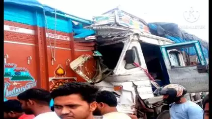 बरही: बरसोत में खड़े ट्रक में पीछे से टक्कर, दो लोग गंभीर रूप से घायल