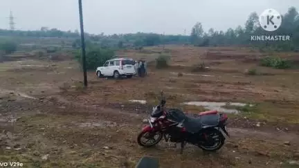 ताराटांड के भलपहरी नाला के पास गिरिडीह की तरफ से आ रही तेज रफ्तार स्कार्पियो हुई अनियंत्रित