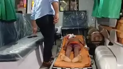 सीतापुर: देबी पुर के पास सड़क पार कर रहे लोगों को तेज रफ्तार कार ने कुचला, एक बच्चे की दर्दनाक मौत, पांच लोग गंभीर रूप से घायल