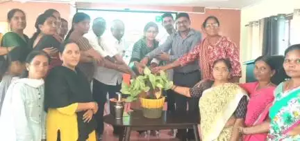 ಹಿರಿಯೂರು: ಬಬ್ಬೂರು ಕೃಷಿ ಫಾರಂನಲ್ಲಿ ಜೇನು ಕೃಷಿ ಕುರಿತು ತರಬೇತಿ ಕಾರ್ಯಾಗಾರ