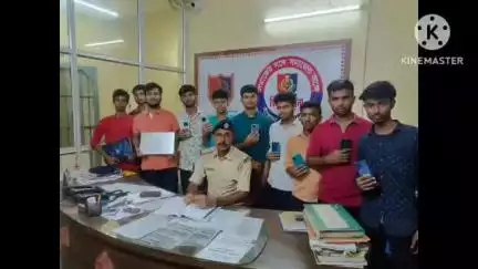 বিষ্ণুপুর: বিষ্ণুপুরে ইঞ্জিনিয়ারিং পড়ুয়াদের খোয়া যাওয়া মোবাইল ও ল্যাপটপ উদ্ধার
