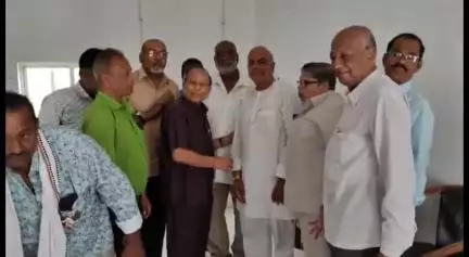 जालना: हॉटेल मेरिट येथे रेल्वे संघर्ष समितीची झाली बैठक, रेल्वेच्या महत्वाच्या विषयावर करण्यात आली चर्चा